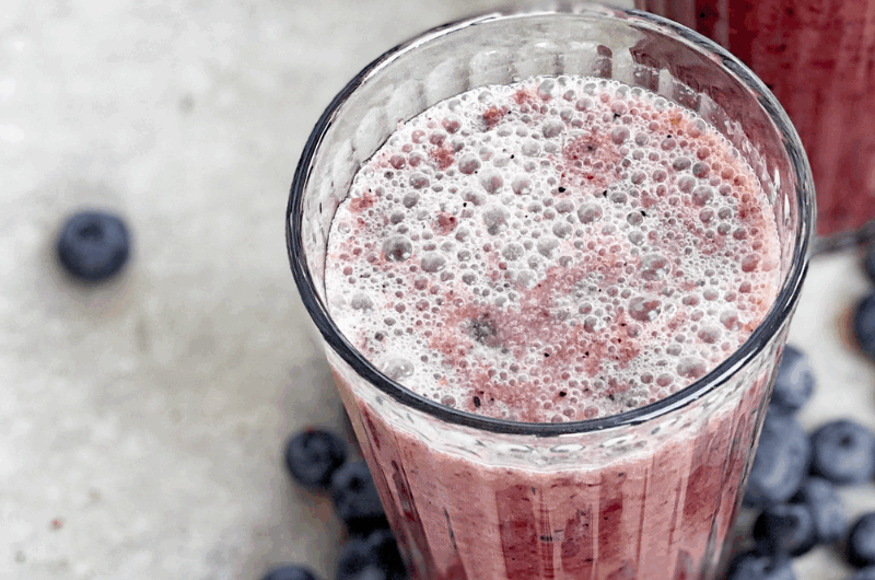 Daily Detox Smoothie for Energy, Digestion & Glow